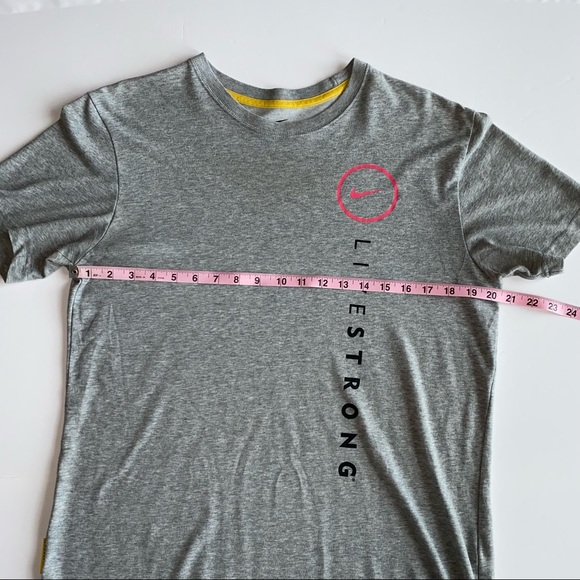 Nike Tee - Picture 5 of 6